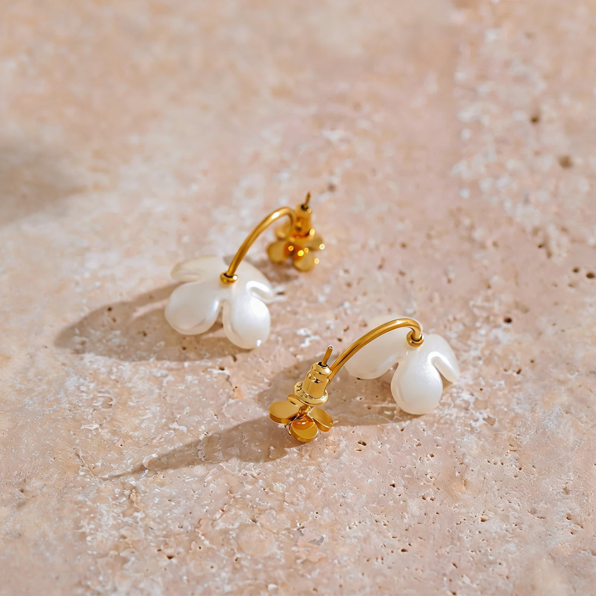 Libby Flower Stud Earrings
