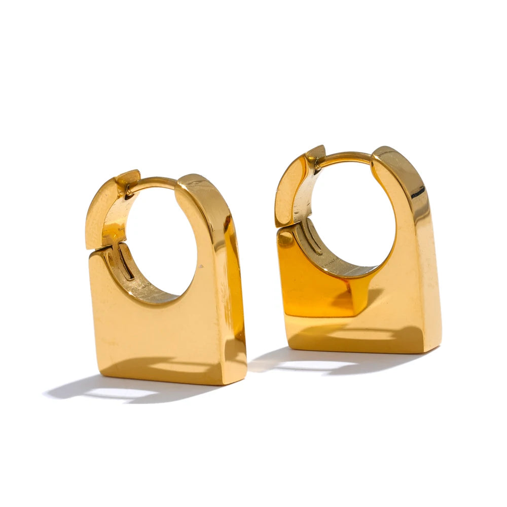 Esme Arched Hoop Earrings