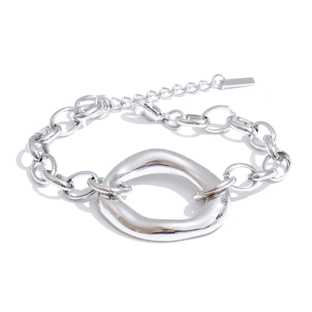 Reeve Oval Link Bracelet