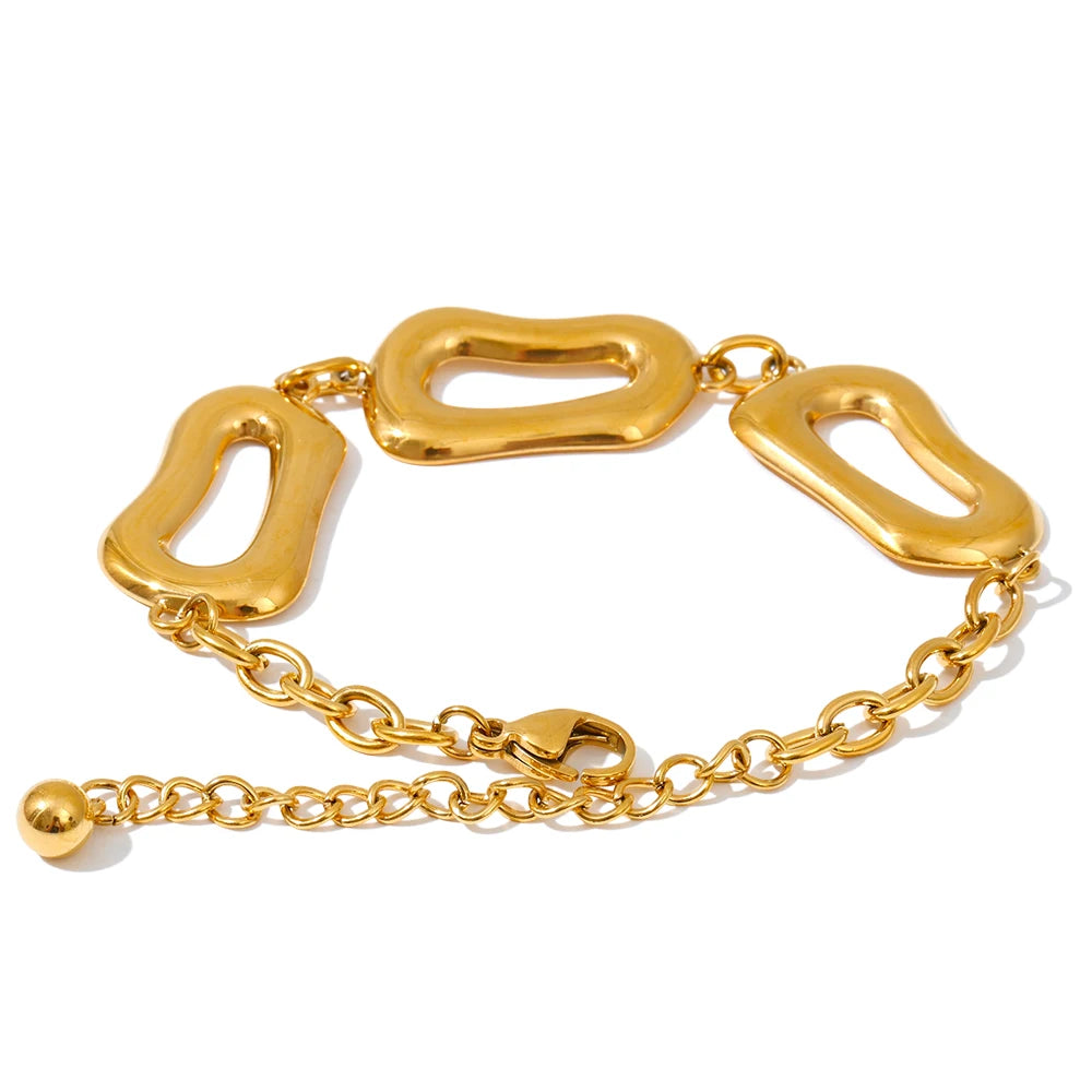 Harlow gold rectangle link bracelet