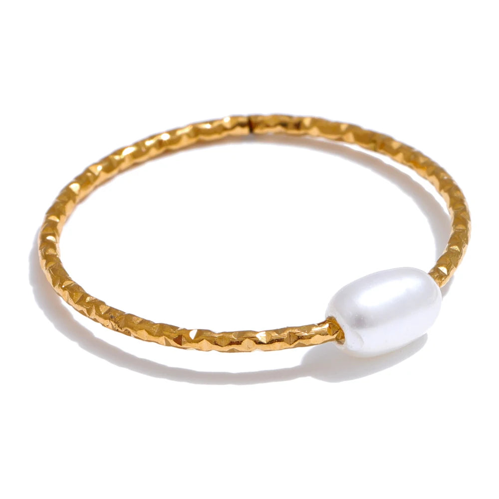 Neve Pearl Thin Ring