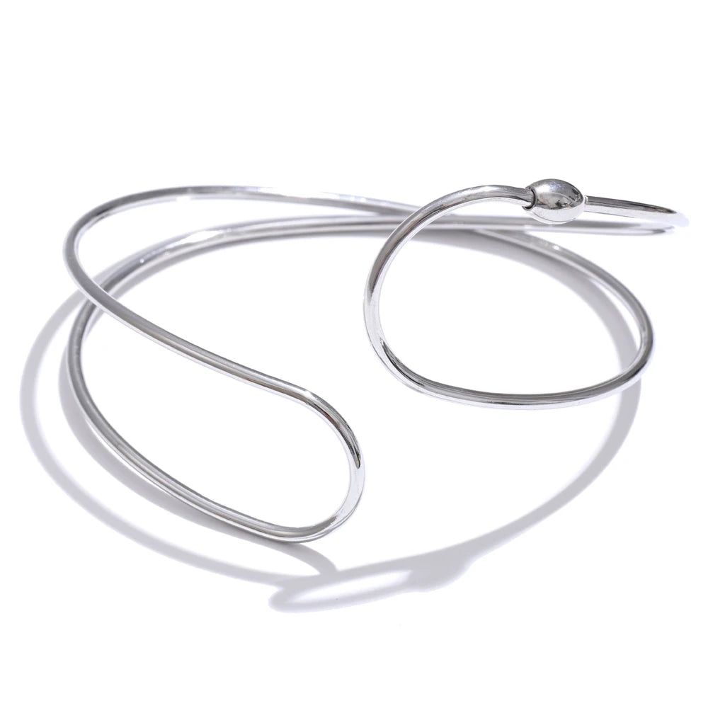 June Hollow Bangle in silver