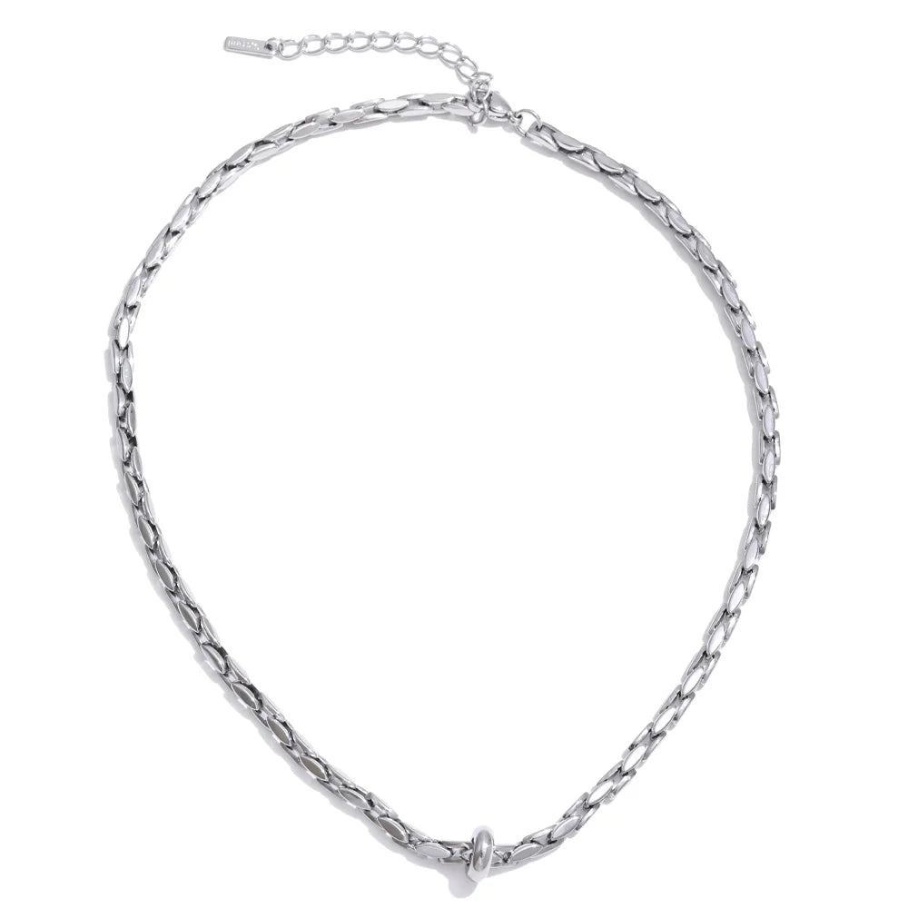 Alma Fine Chain Necklace