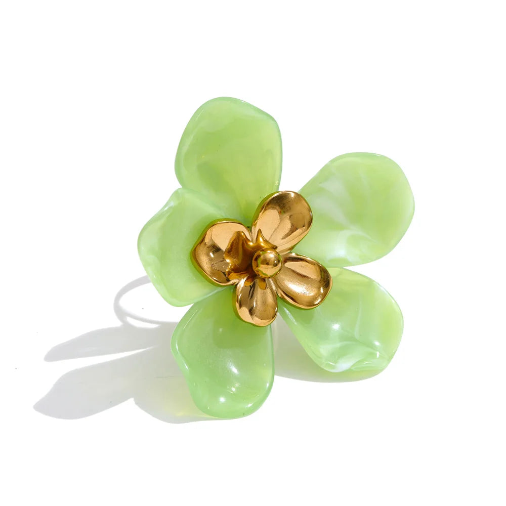 Effie Resin Flower Ring