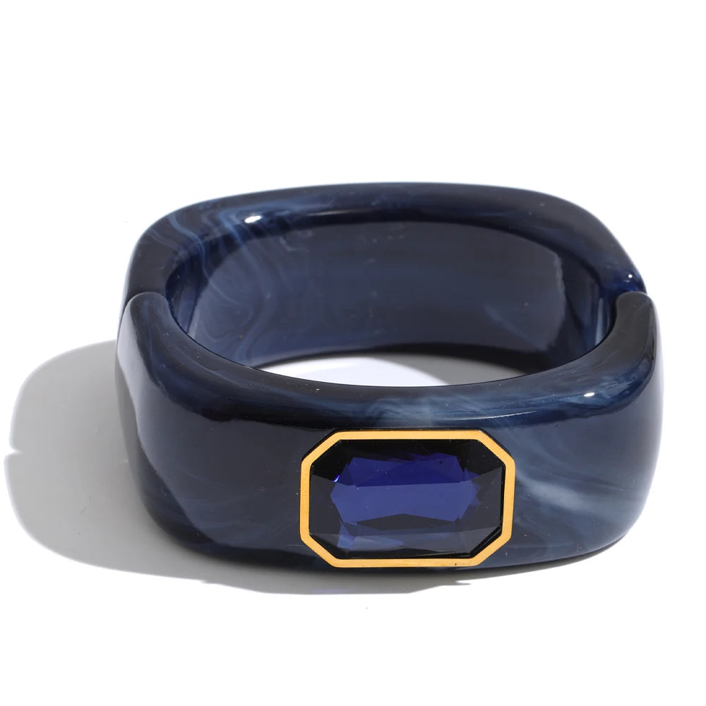 Sorrel Resin Statement Bangle