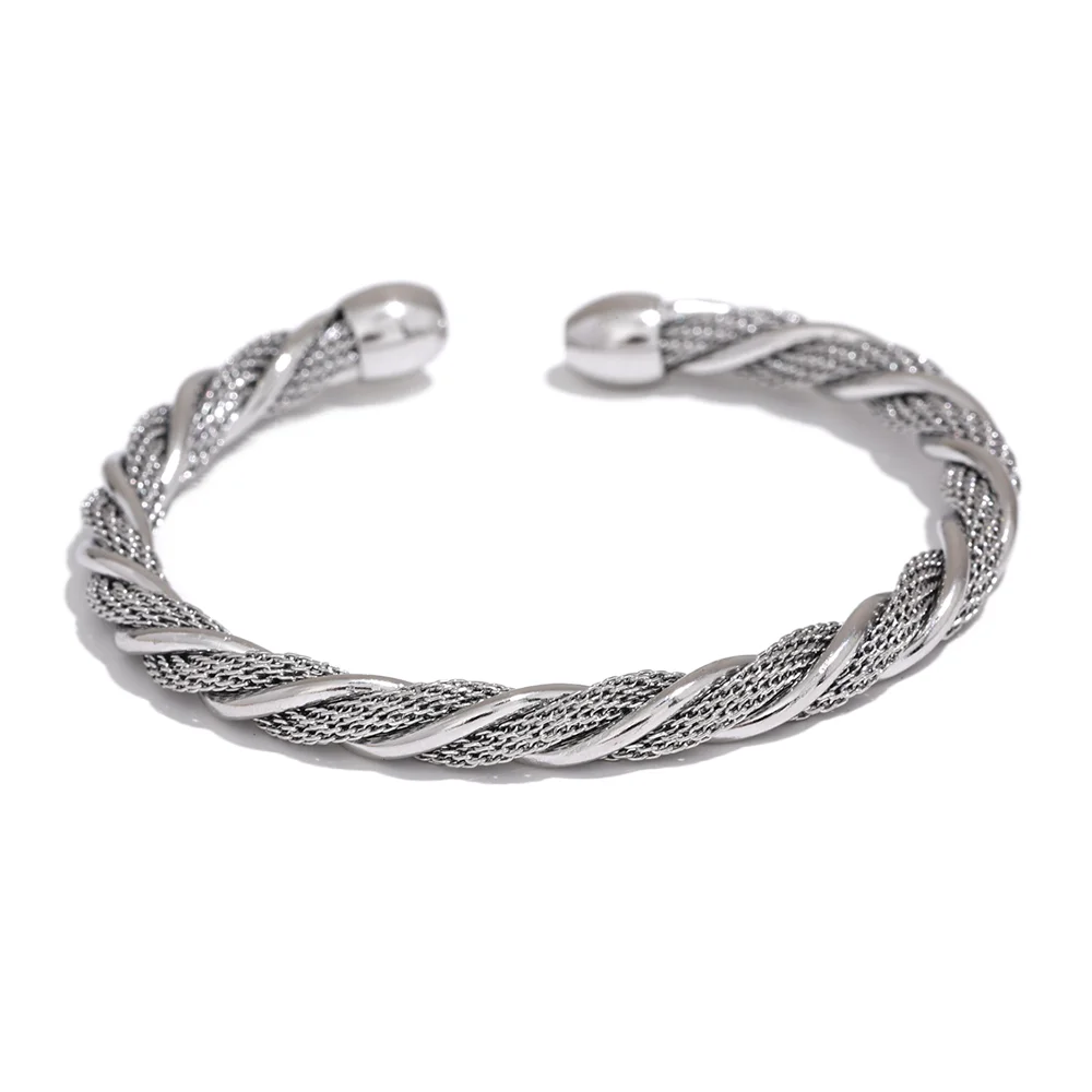 Nia Twisted Cuff Bracelet
