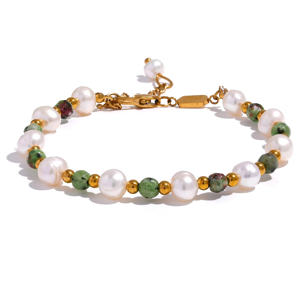 Linnea Pearl Charm Bracelet