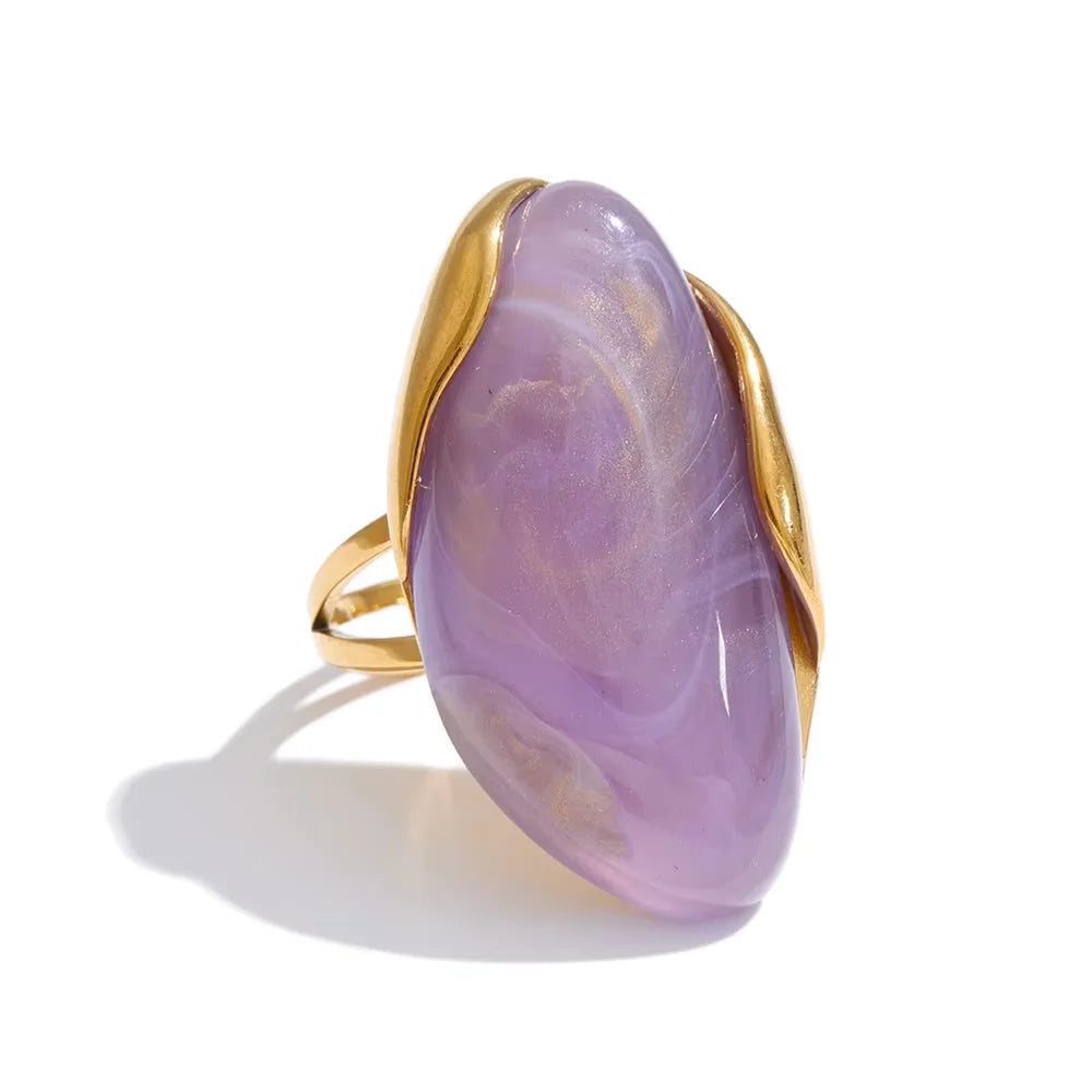 Callie Geometric Resin Ring in Lilac