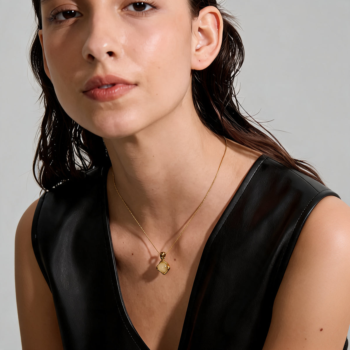 Heath Stone Pendant Necklace