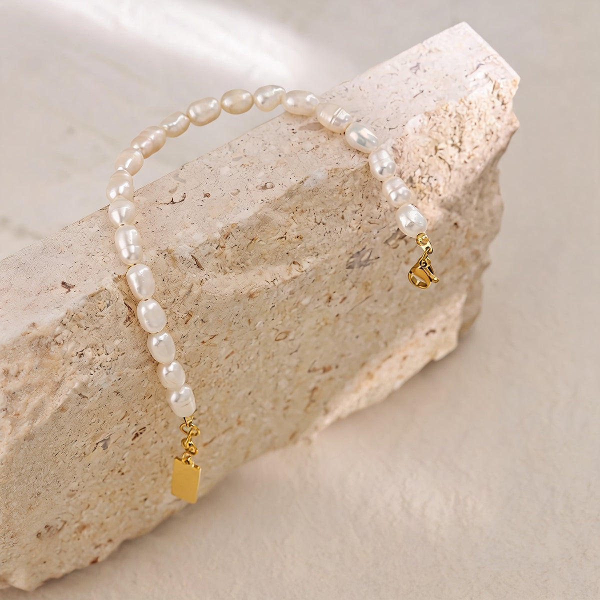 Jane Pearl Chain Bracelet