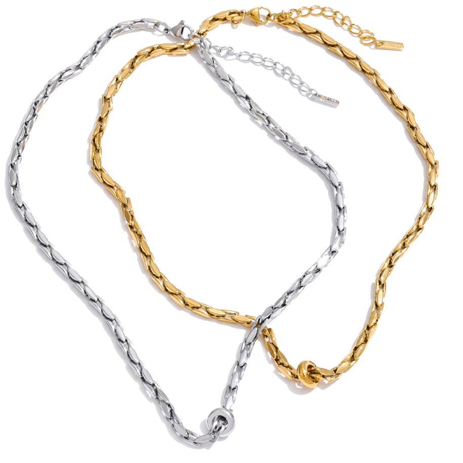 Alma Fine Chain Necklace