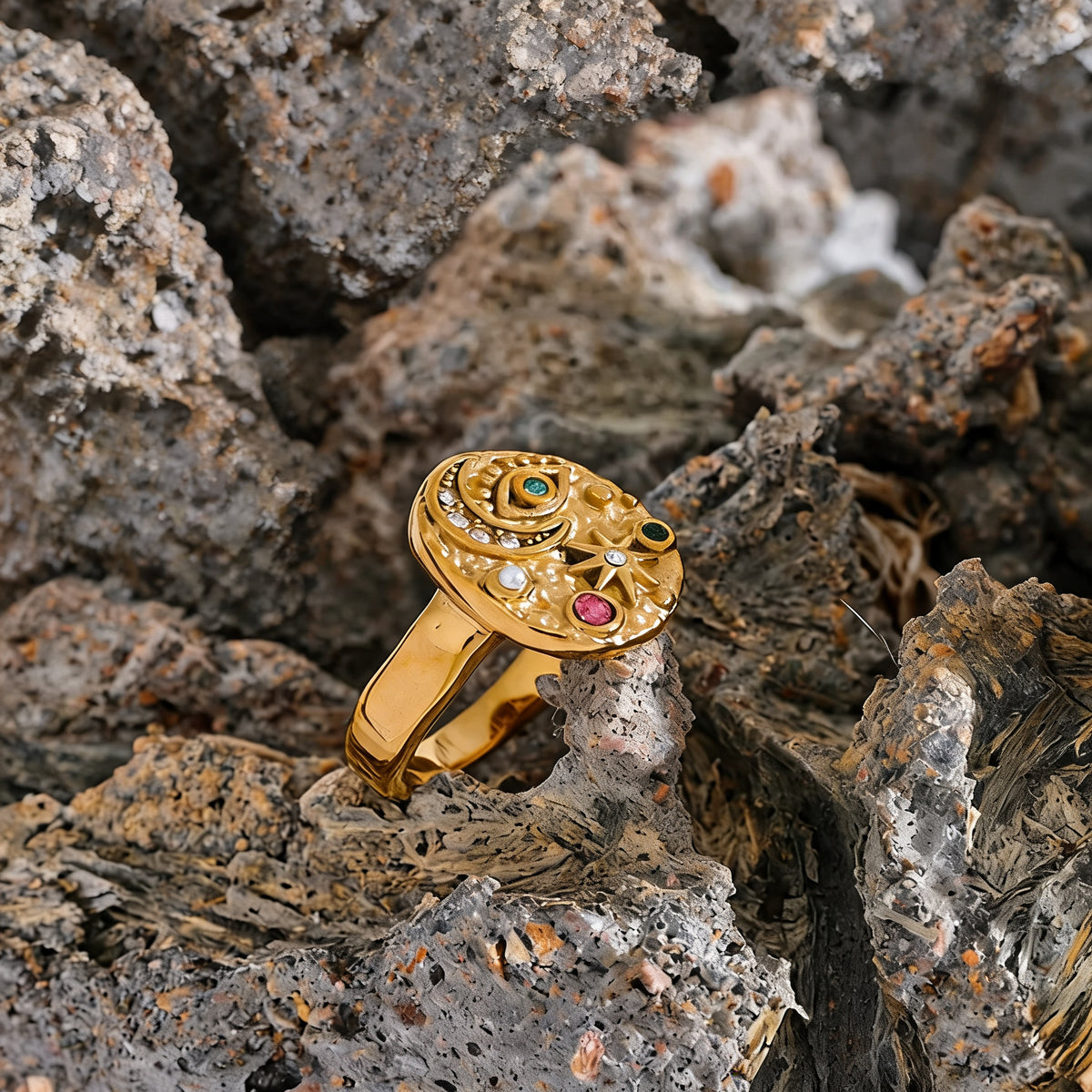 Zadie Star Moon Ring