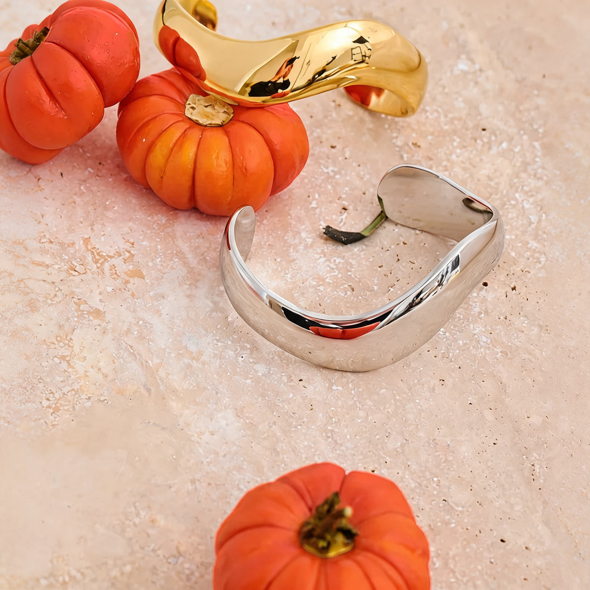Hana Smooth Open Cuff
