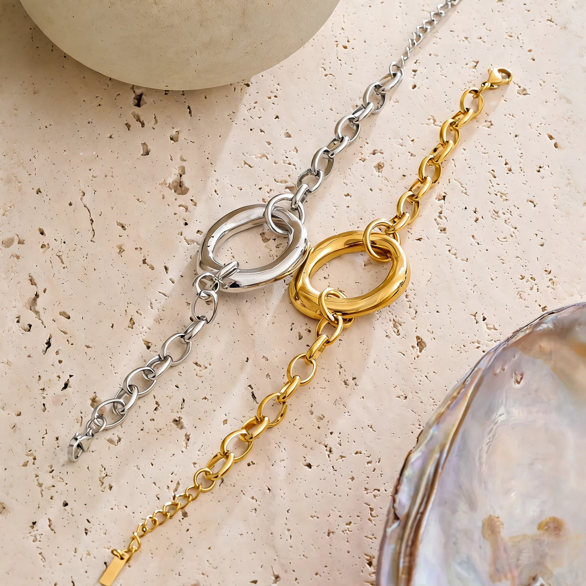 Reeve Oval Link Bracelet
