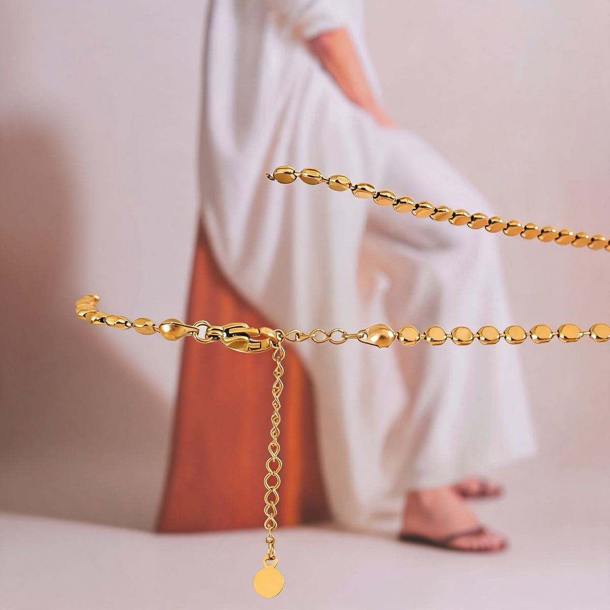 Lark Square Chain Collar