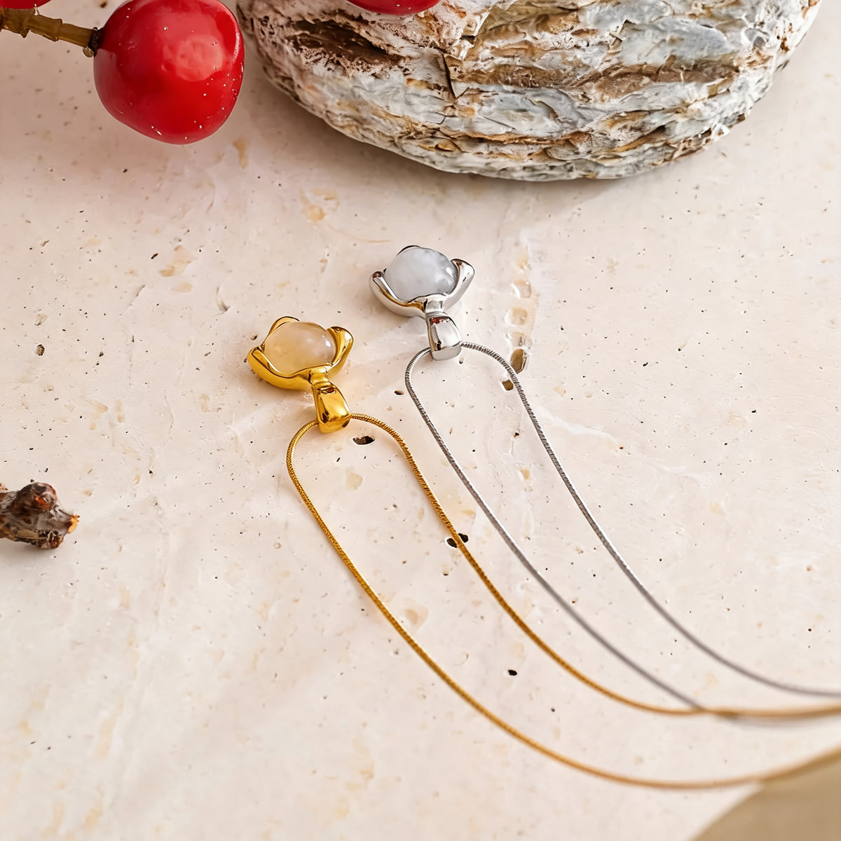 Heath Stone Pendant Necklace