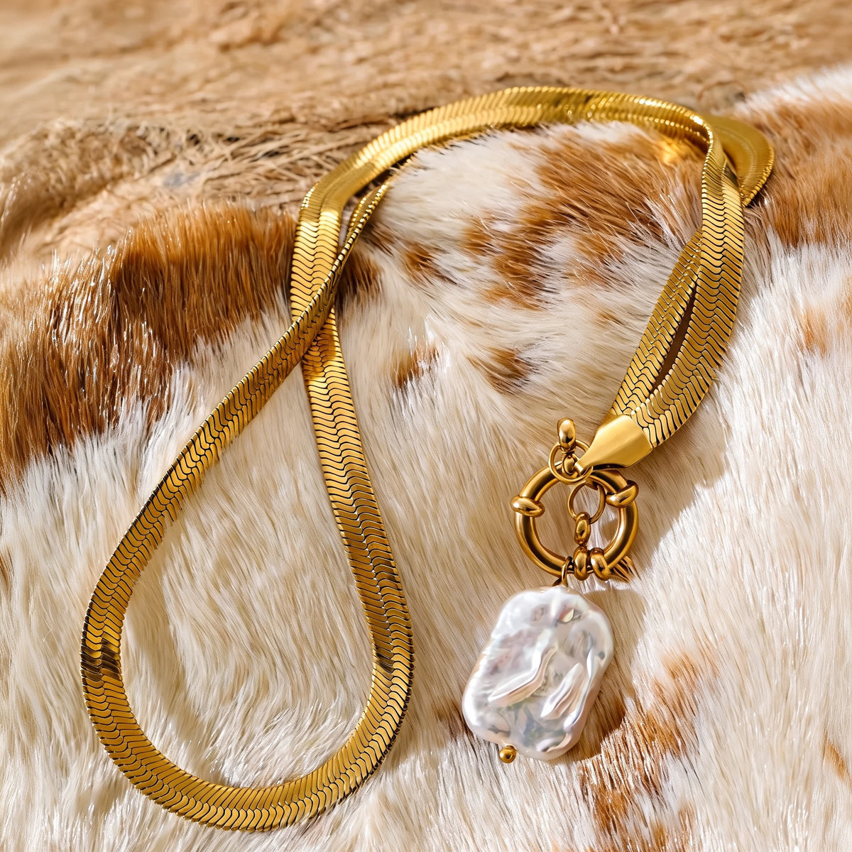 Quincy Pearl Snake Necklace