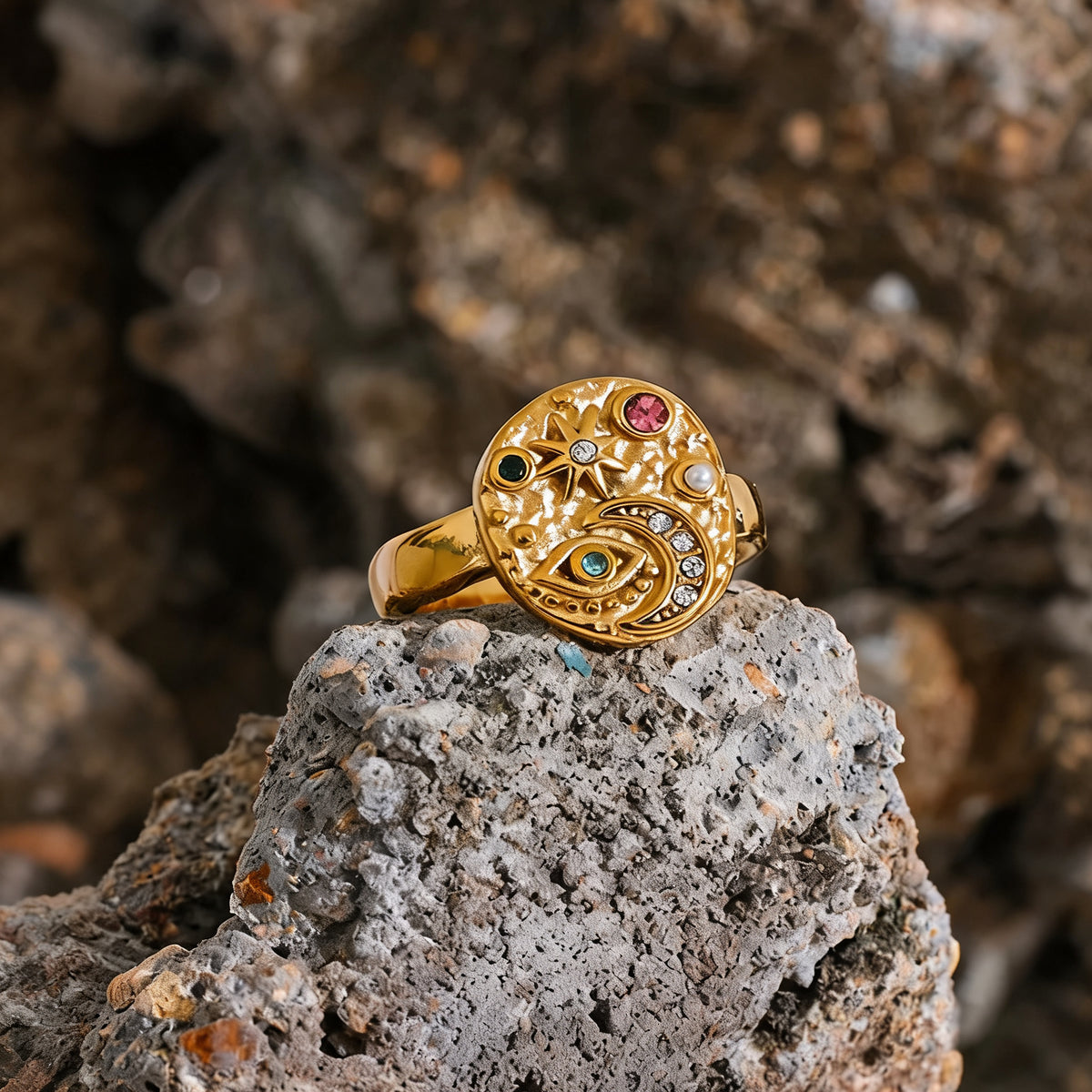 Zadie Star Moon Ring