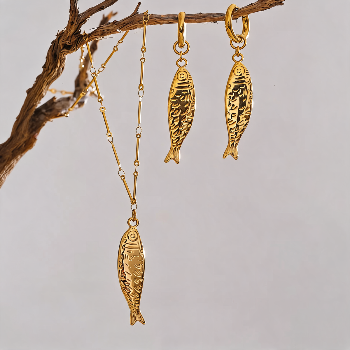 Mira Fish Pendant Set