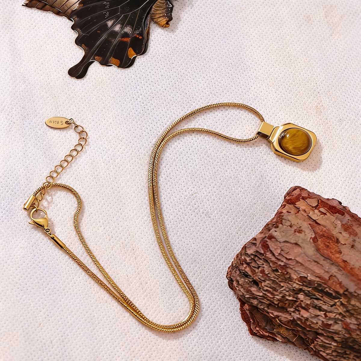 Greta Stone Pendant Necklace