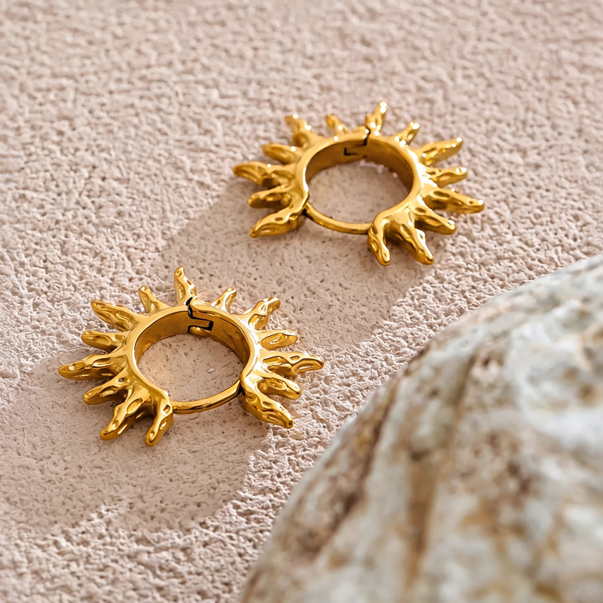 Nova Hammered Sun Hoops