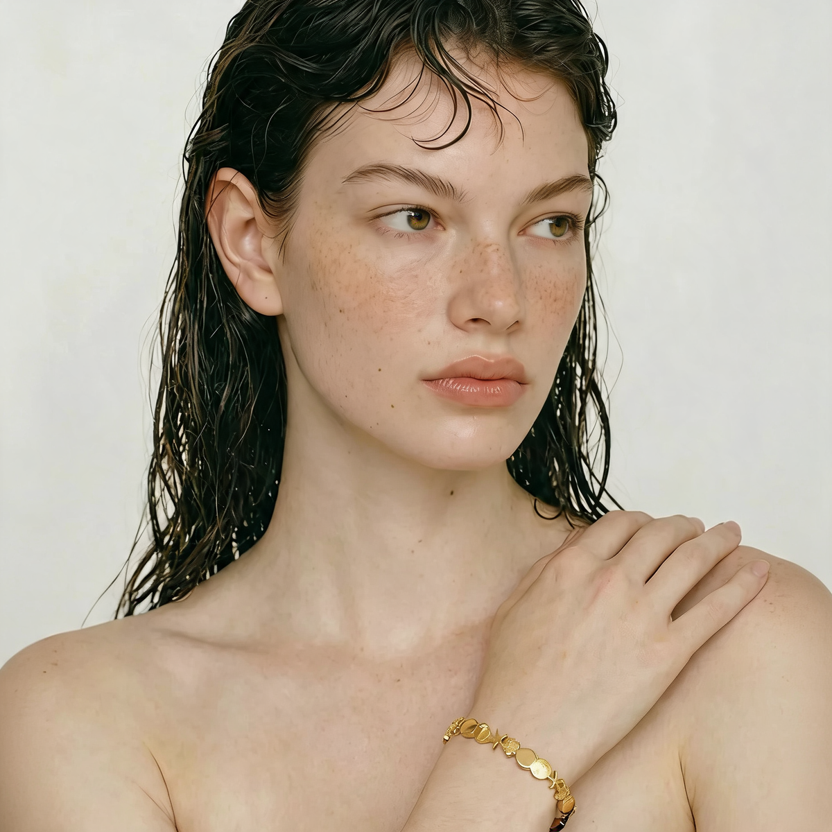 Roan Starfish Bangle