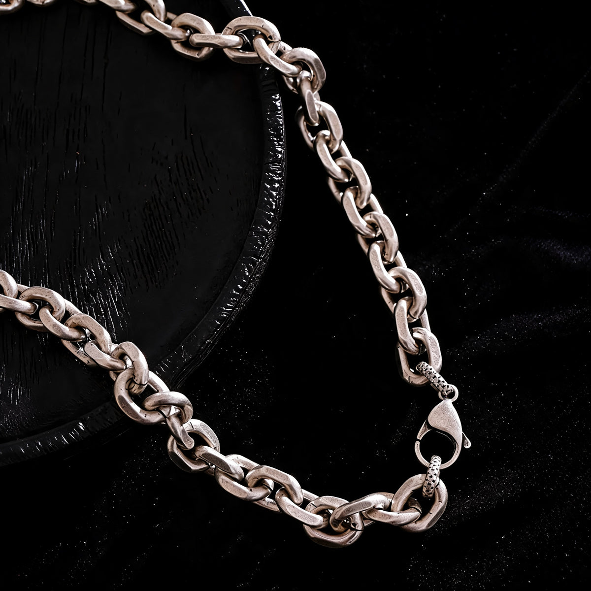 Scout Thick Chain Necklace