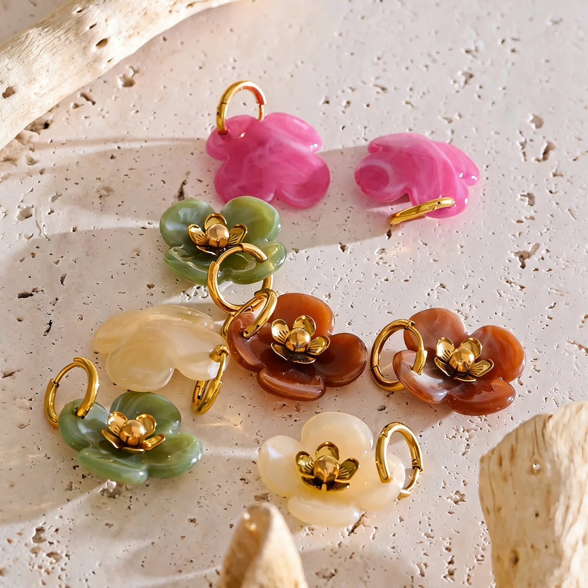 Rilla Resin Flower Earrings