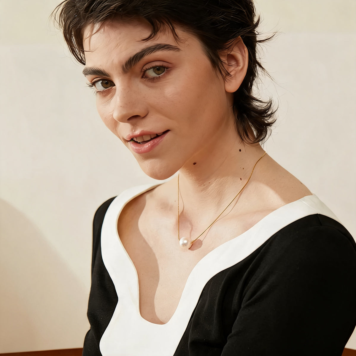 Nettie Faux Pearl Necklace
