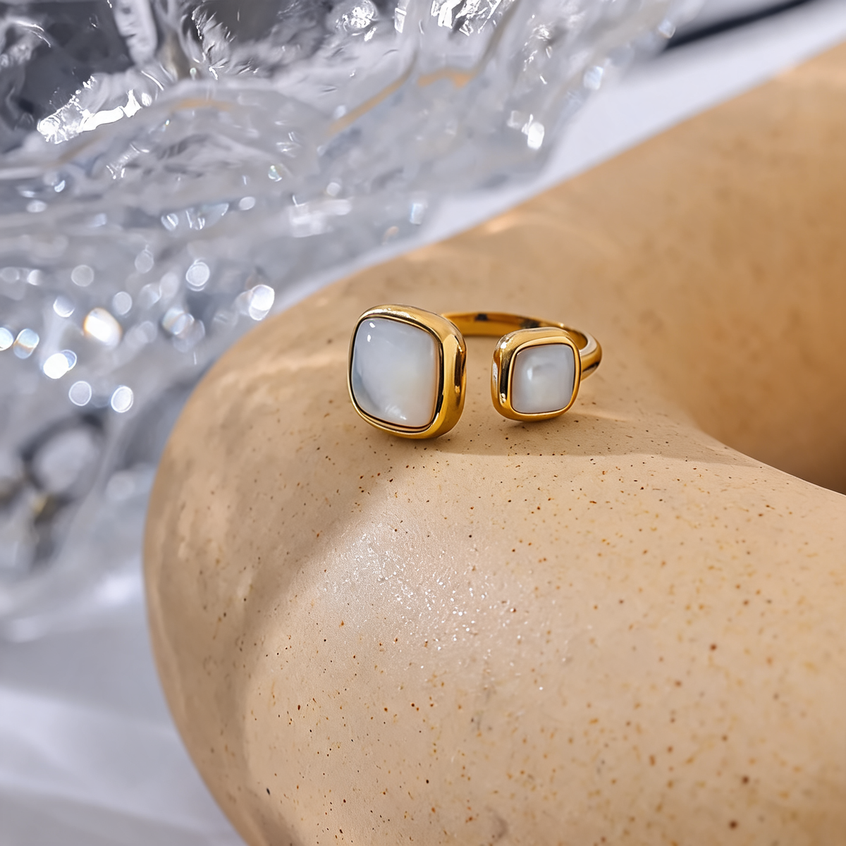 Clover Double Shell Ring