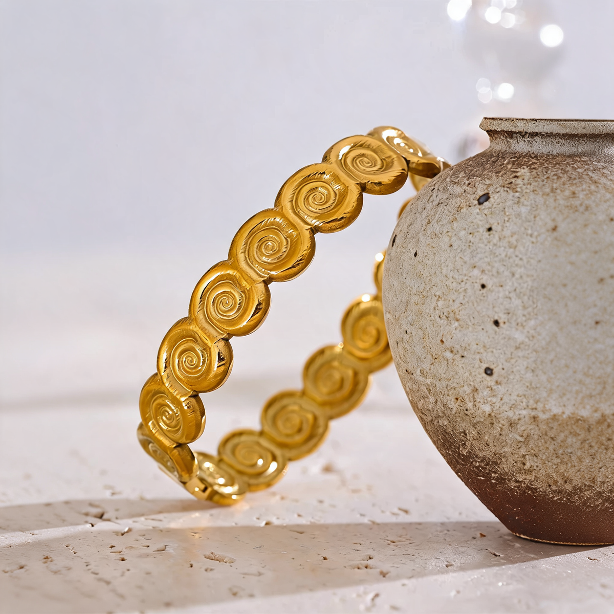Marin Shell Bangle