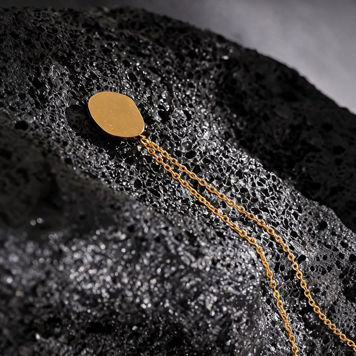 Perry Stone Pendant Necklace