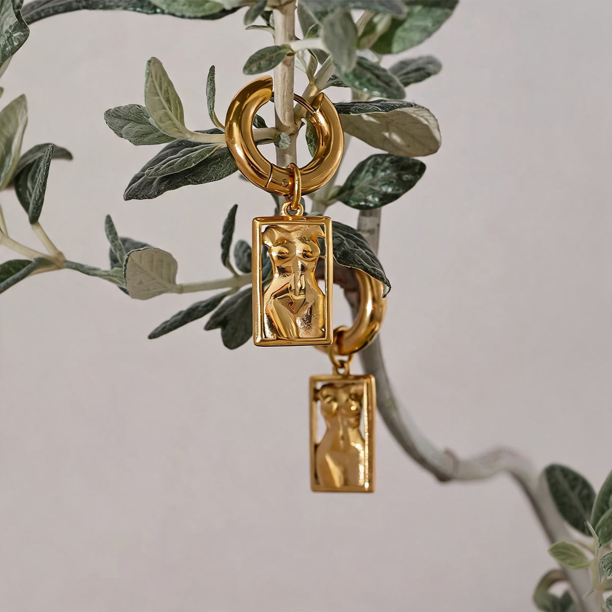 Nell Sculpted Hoop Earrings