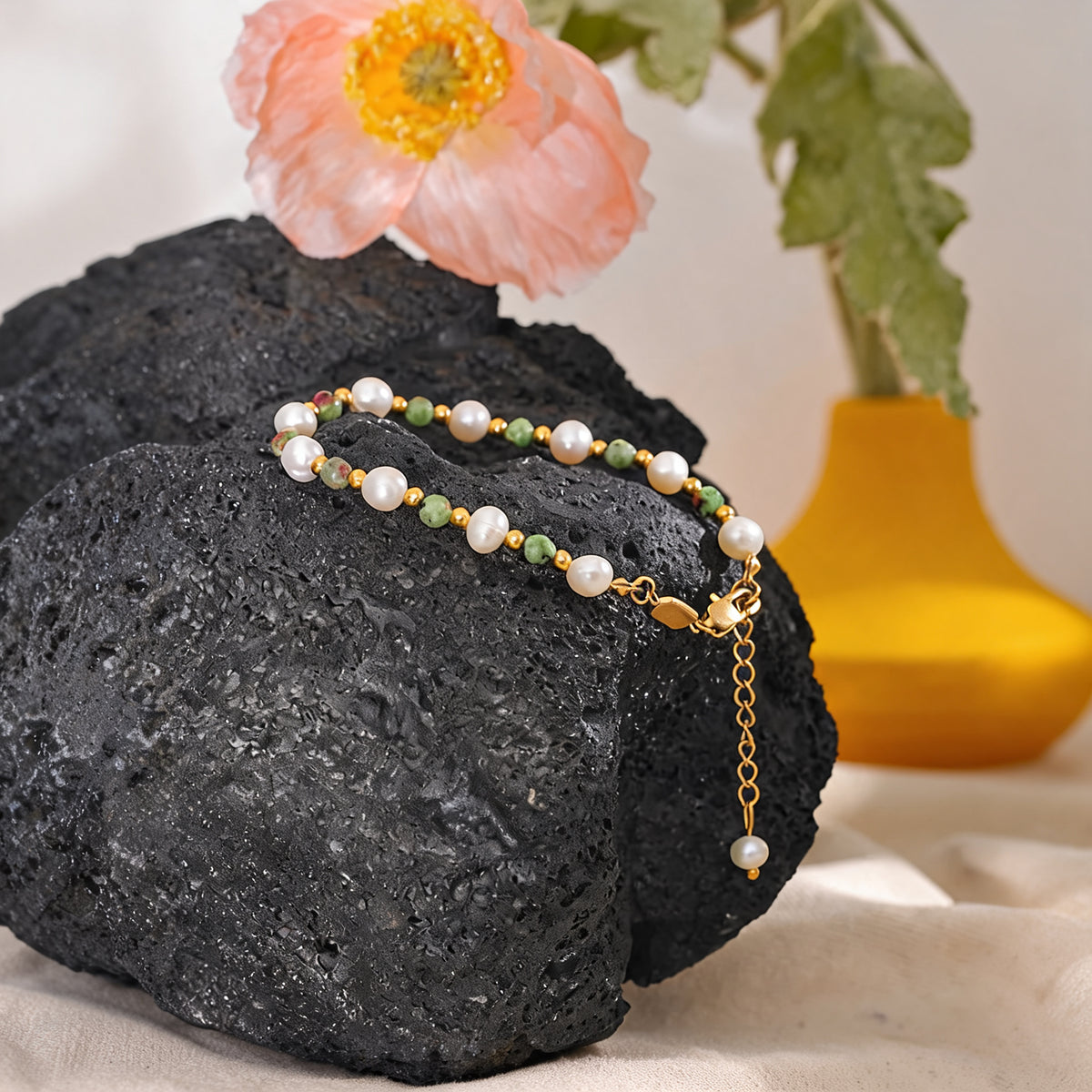 Linnea Pearl Charm Bracelet