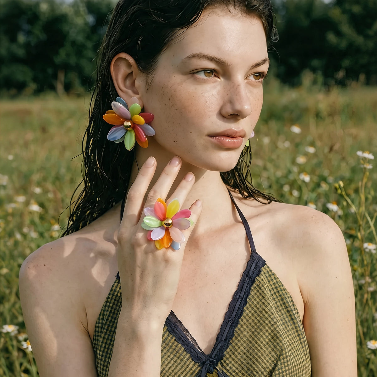 Dahlia Resin Flower Ring